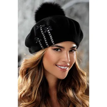 Čepice KRUMLOVANKA Černý baret s bambulí W-0775/018