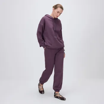 Dámské kalhoty Reserved - Teplákové kalhoty s prošitím - tmavě fialová - 072GP-49X - 072GP-49X-XS