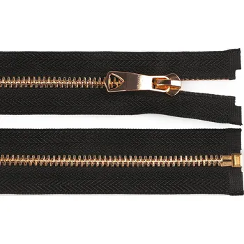 Zip Kovový zip No 5 délka 70 cm s ozdobným jezdcem - černá zlatá