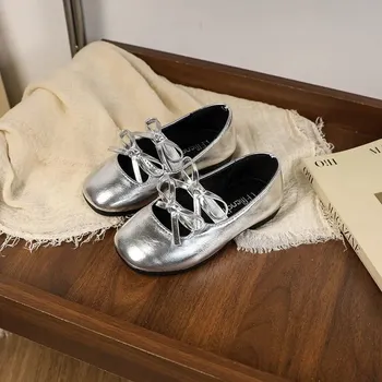 Dívčí baleríny Dětské kožené baleríny na suchý zip Velikost: 32, Barva (Varianta): Stříbrná