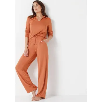 Dámské noční prádlo Pyžamo s polo límečkem karamelová 38/40