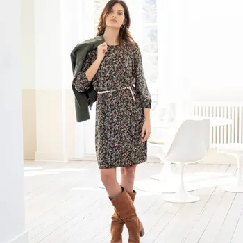 Dámské šaty Rovné šaty s potiskem a 7/8 rukávy khaki/růžová 46