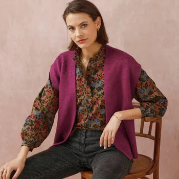 Dámská vesta Vesta z jemného úpletu purpurová 52