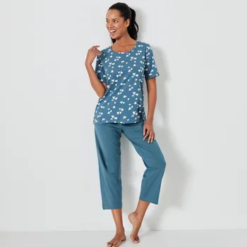 Dámské pyžamo Pyžamo s 3/4 kalhotami a potiskem srdíček smaragdová 54