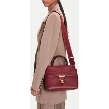 Coccinelle Kabelka ND8 Arlettis Signature E1 ND8 18 01 01 Bordó OS