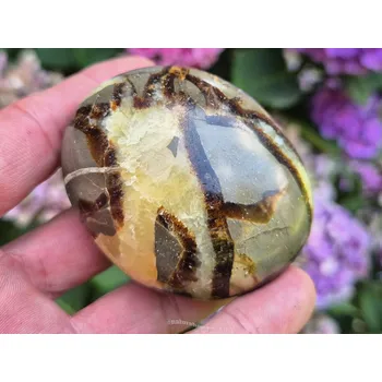 Přírodní kámen Leštěný kámen septárie 208g (Madagaskar)