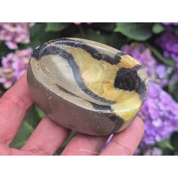 Přírodní kámen Miska septarie malá 191g Madagaskar