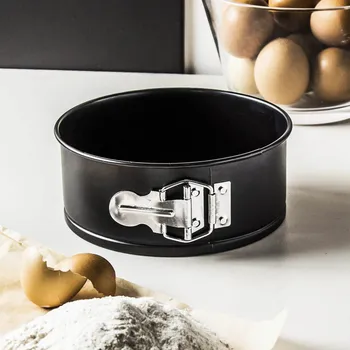 Forma na pečení Forma na dort s&nbsp;odnímatelným dnem SPINWAR 16&nbsp;cm