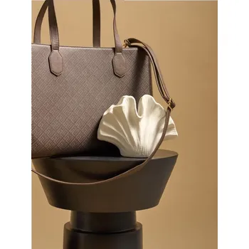 Kabelka Sinsay - Monogramová tote taška s odnímatelným popruhem - vícebarevná - 535EK-MLC - 535EK-MLC-ONE