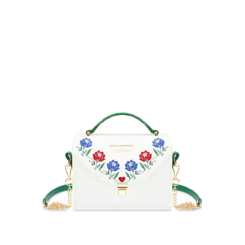 Bella Lilka Mackanic "LATTE"