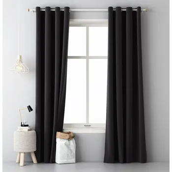 Závěs Jednobarevný závěs černé barvy 140 x 250 cm