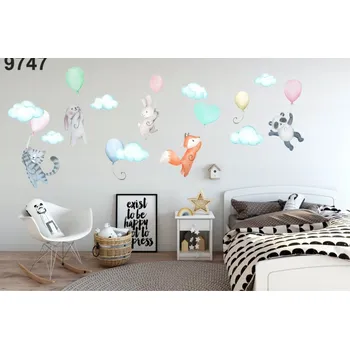 Samolepící dekorace Dětská dekorační nálepka na zeď zvířátka s balony 60 x 120 cm