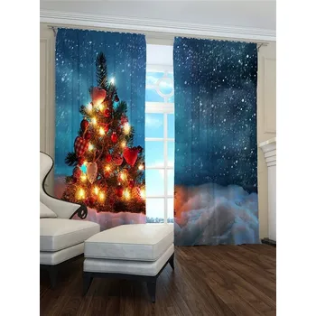 Závěs Závěs s motivem vánočního stromku v zasněžené krajině