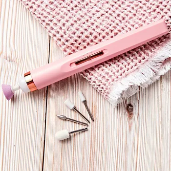 3Pagen Sada pro péči o nehty L 15 cm, průměr 2 cm. Obsahuje zásuvky