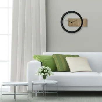 Hodiny Krásné hodiny ze dřeva v elegantním stylu