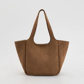 Kabelka Reserved - Shopper kabelka z umělé semiše - béžová - 665FC-08X - 665FC-08X-ONE