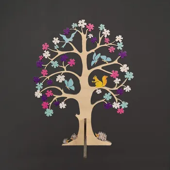 AMADEA Dřevěný 3D barevný strom s ježky, výška 20 cm