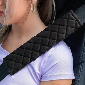 Návlek na bezpečnostní pás Návlek na bezpečnostní pás - černý