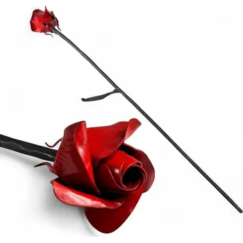 Kovaná růže - červená barva