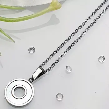 Řetízek Dámský ocelový řetízek s přívěskem - stříbrný