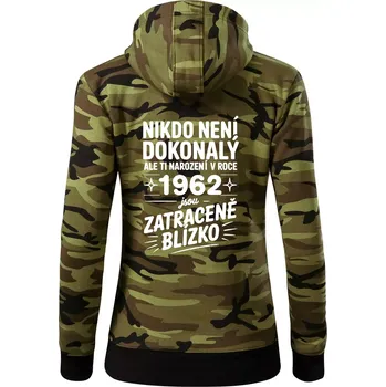 Dámská mikina Nikdo není dokonalý ale ti narození v roce 1962 jsou zatraceně blízko - Dámská mikina trendy zipper s kapucí - XS ( Zelený maskáč )