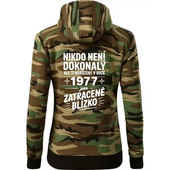 Dámská mikina Nikdo není dokonalý ale ti narození v roce 1977 jsou zatraceně blízko - Dámská mikina trendy zipper s kapucí - XL ( Hnědý maskáč )