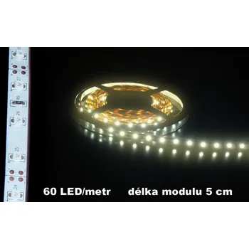 LED páska LED Pásek 12V teple bílý IP20 bílé pozadí 300lm 5m