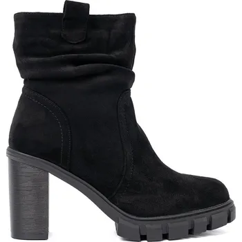 Dámské kozačky Stylové dámské černé kotníkové boty s vrásněným svrškem, podpatek 9,5 cm D8170B Velikost: 40