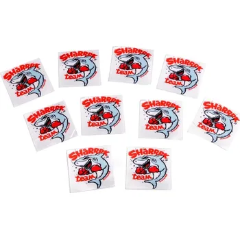 Saténová aplikace / nášivka žralok, digitální tisk - 2 modrá světlá - červená