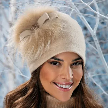 Čepice KRUMLOVANKA W-0888/284 béžová