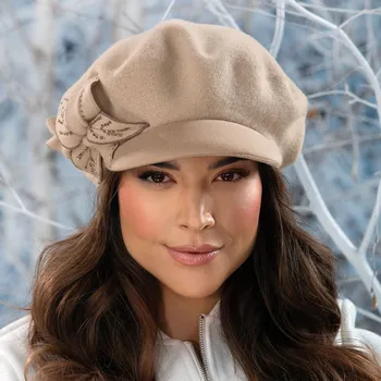 Čepice KRUMLOVANKA Dámská béžová zimní čepice s kšiltem 100% vlna od Krumlovanky W-0891/284