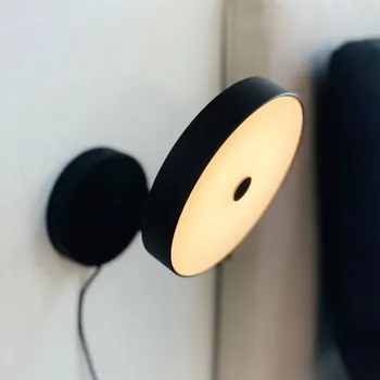Lampička Dyberg Larsen LED nástěnné světlo Starlight, černé, Ø 14 cm - Délka kabelu zástrčky 160 cm černý 1 x 4,5 W LED - Doprava zdarma