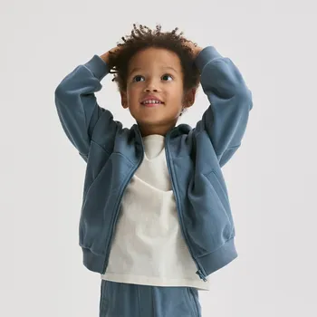 Dětská móda Reserved - Bavlněná mikina s&nbsp;kapucí - tmavomodrá - 006FK-59X - 006FK-59X-98