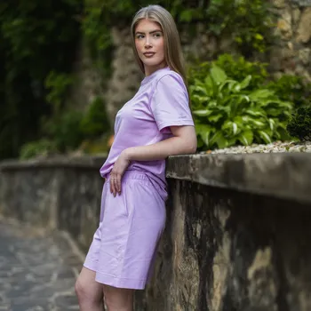 Dámské kraťasy Světle fialové dámské volné kraťasy Velikost: L