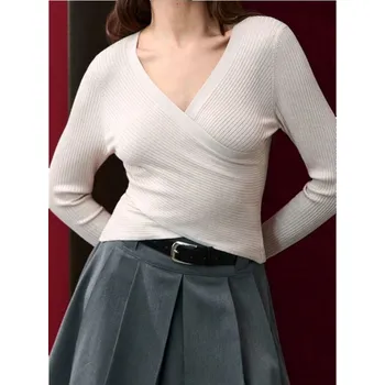 Dámské oblečení Sinsay - Svetr s výstřihem do V - béžová - 175FK-08M - 175FK-08M-XL