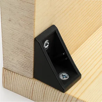 Nábytkové kování Interex Spojovací úhelník PVC velký / Černý