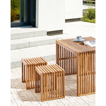 Sada 2 zahradních stoliček světlé akáciové dřevo moderní rustikální styl exteriér Beliani