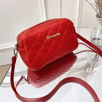 Kabelka Dámská stylová crossbody kabelka s řetízkem | dámská kabelka, crossbody kabelka - Červený