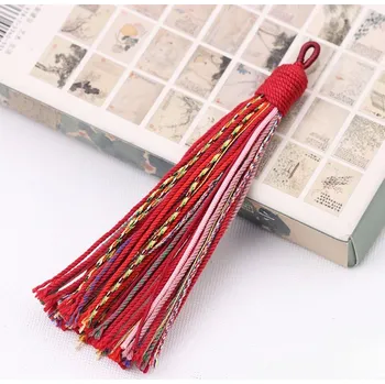 Barevné bavlněné třásně pro dekorace | ozdobné střapce, etno dekorace - Červený
