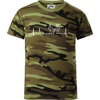 EKG rodina a jedno dítě - Dětské maskáčové triko - 122 cm/6 let ( Zelený maskáč )