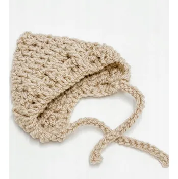 Doplněk pro panenku Oblečení pro panenku Miniland 21 cm a Minikane 28 cm, pletená čepice latte