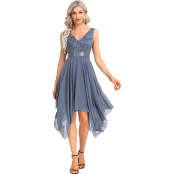 Dámské šaty Plesové šaty s krajkovým šifonem a výstřihem do V Barva: Nebeská, Velikost: 9XL