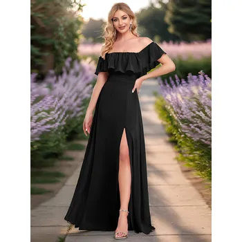 Dámské šaty Šaty pro družičky s odhalenými rameny, volánky a rozparkem Barva: Černá, Velikost: 8XL