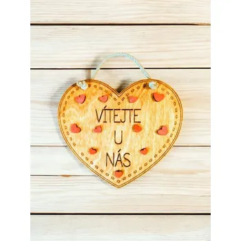 Dekorace z Řečice Dřevěné srdce s nápisem "Vítejte u nás"
