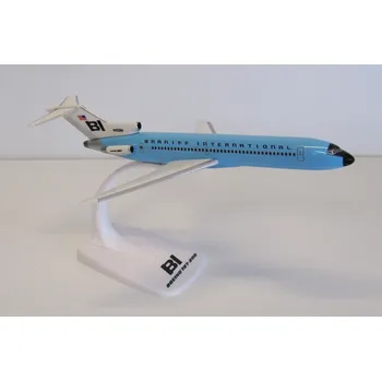 Plastikový model 1:200 Boeing B727-227 Braniff International "Blue - Jellybean" Colors (Snap-Fit)