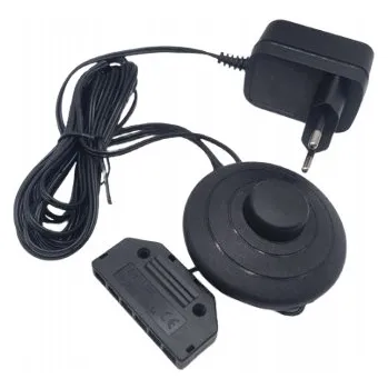 Przewód + wyłącznik nożny + gniazdo AMP pro LED pásky ALTORI