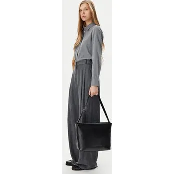 Kabelka Kabelka Calvin Klein K60K613172 Černá OS