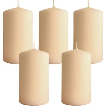 Svíčka Tradiční parafínová svíčka bez vůně Pom Pom Candles 5 ks