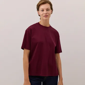 Dámské tričko Reserved - Oversize tričko z marcerované bavlny - mahagonová - 157EN-93X - 157EN-93X-S