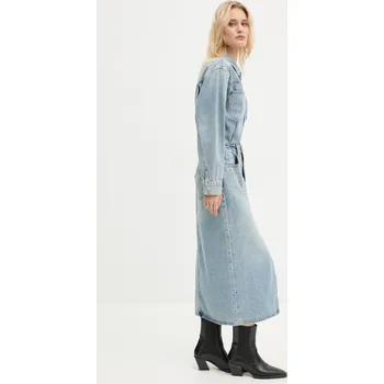 Dámské šaty Džínové šaty Levi's 0002Q modrá 55X, vel. 24